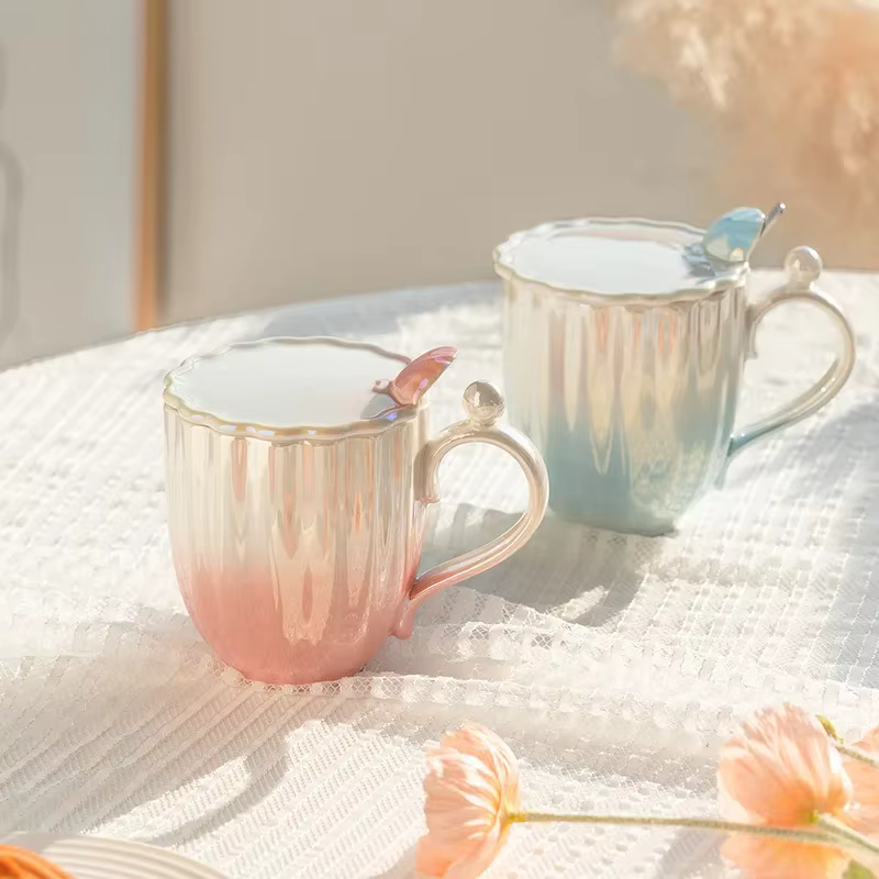 Ensemble de tasses à café en céramique