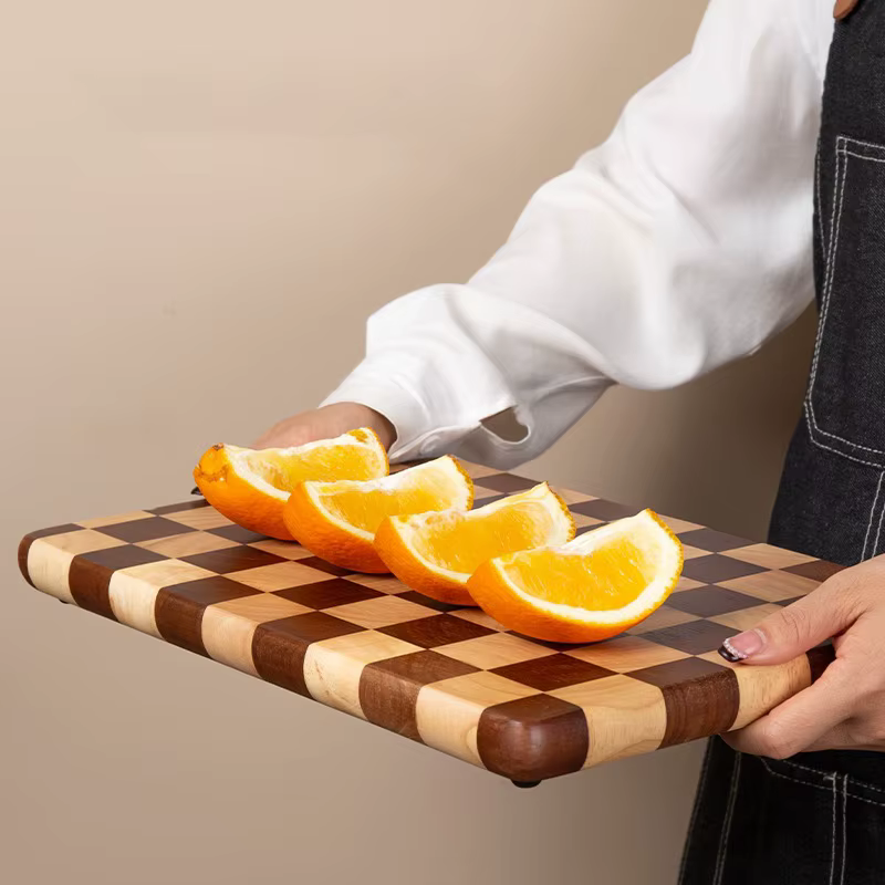 Planche à découper créative en forme de damier