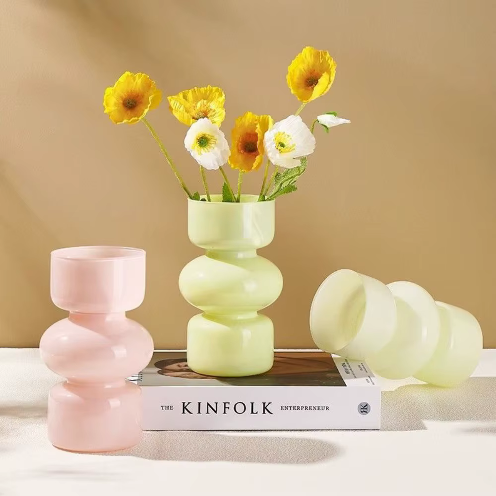 Vase en verre rétro européen